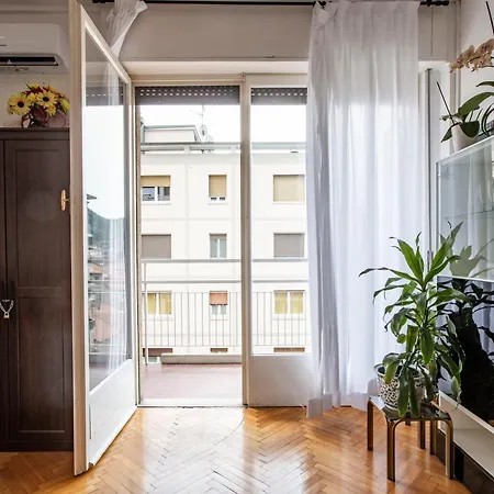 Appartamento [bijoux Como] Elegante Next To Piazza Volta Côme